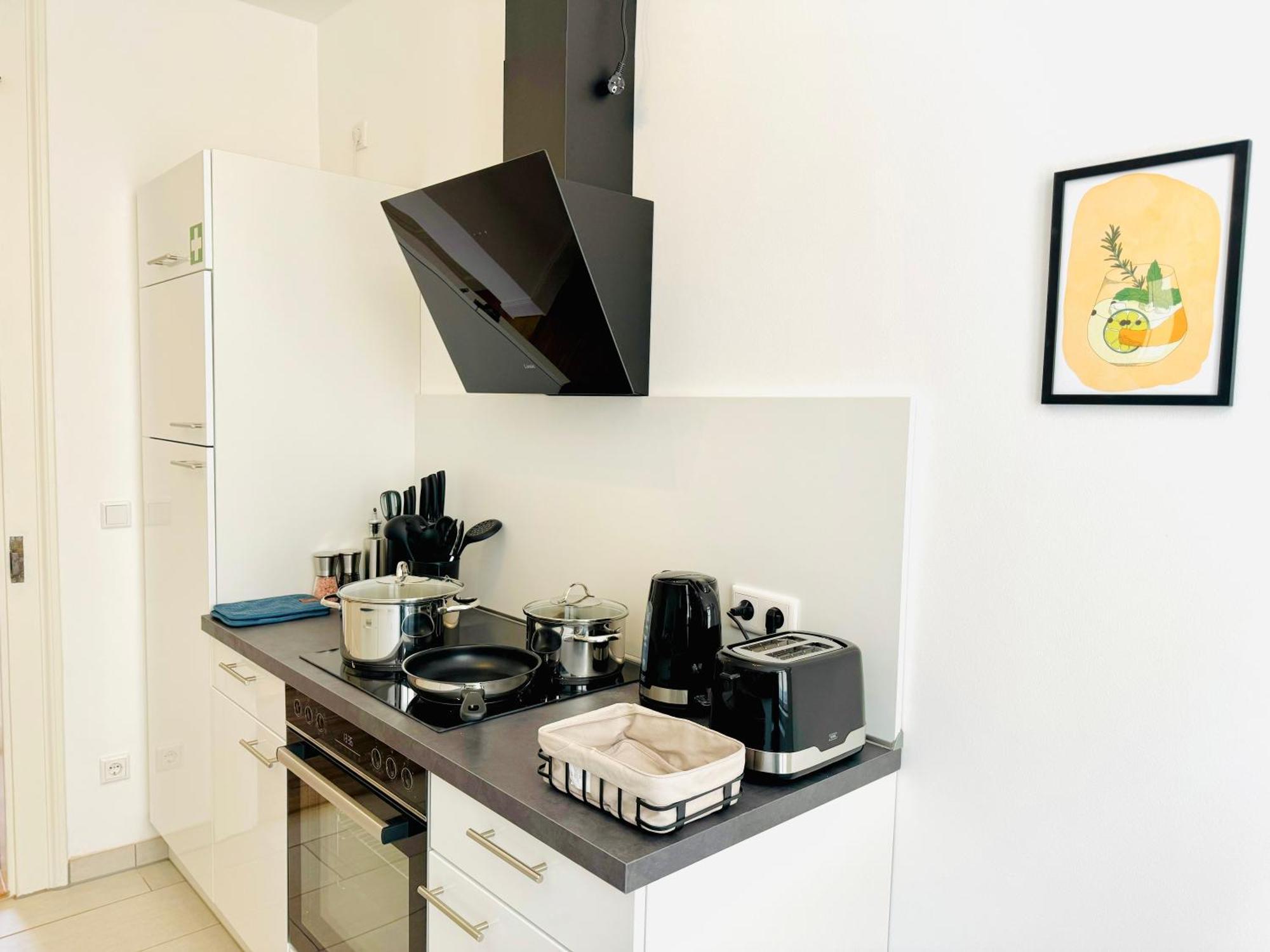 E&K Living - Design Apartments - Netflix - Audi - In Village - Free Parking Инголщат Екстериор снимка